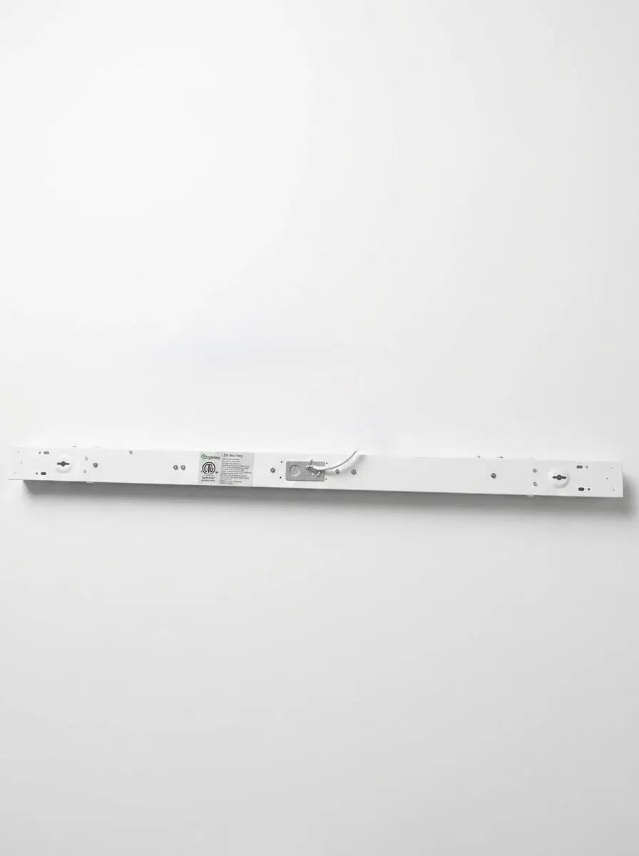 E2-LS-SLIM-4FT-2436W-354050K-E-Bottom